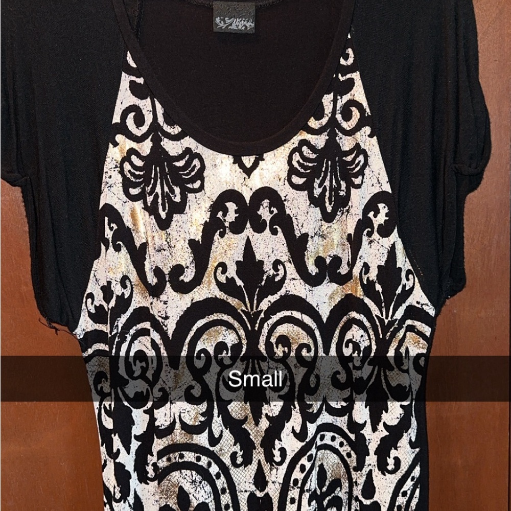 Daytrip Black and White Graphic Blouse
